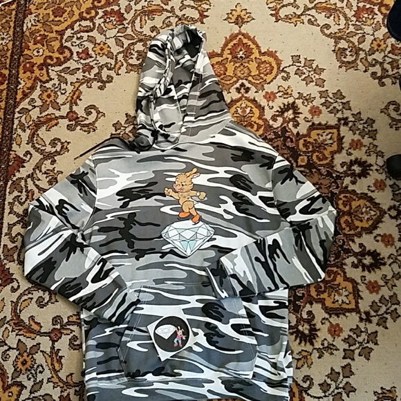 Icy Rabbit Camo Skater Hoodie (Medium)- RARE - Picture 2 of 4